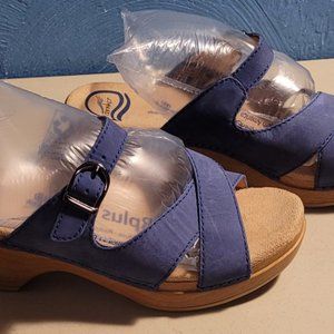 Dansko Women’s Sela US 7.5 EU 38 BLUE Suede Criss Cross Wedge Sandals Shoes